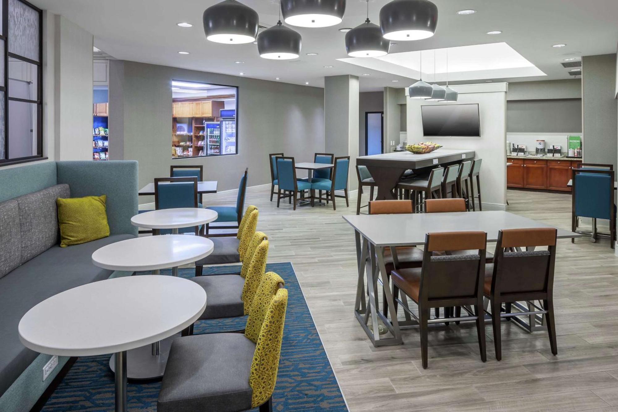 Hampton Inn & Suites Miami-Doral Dolphin Mall Sweetwater Exterior foto